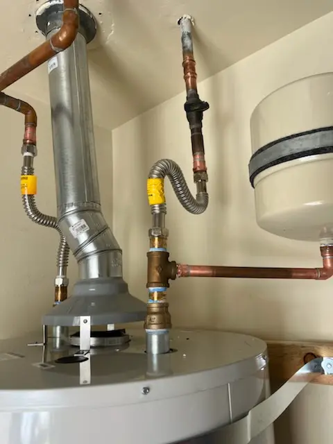 Water heater installation and plumbing repair in McLean